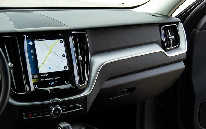 Volvo XC 60 cena 109899 przebieg: 221500, rok produkcji 2020 z Pobiedziska małe 781